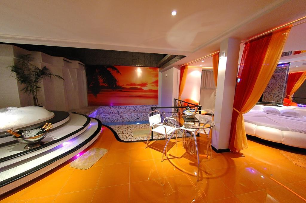 Love hotel Cozumel (adults Only)
